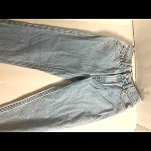 Women’s Vintage Gap Slim Fit Size 2